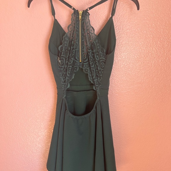 Dress - Picture 2 of 3